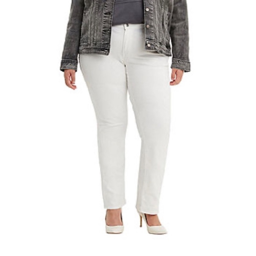 White Levi’s 414 Classic Straight Jeans